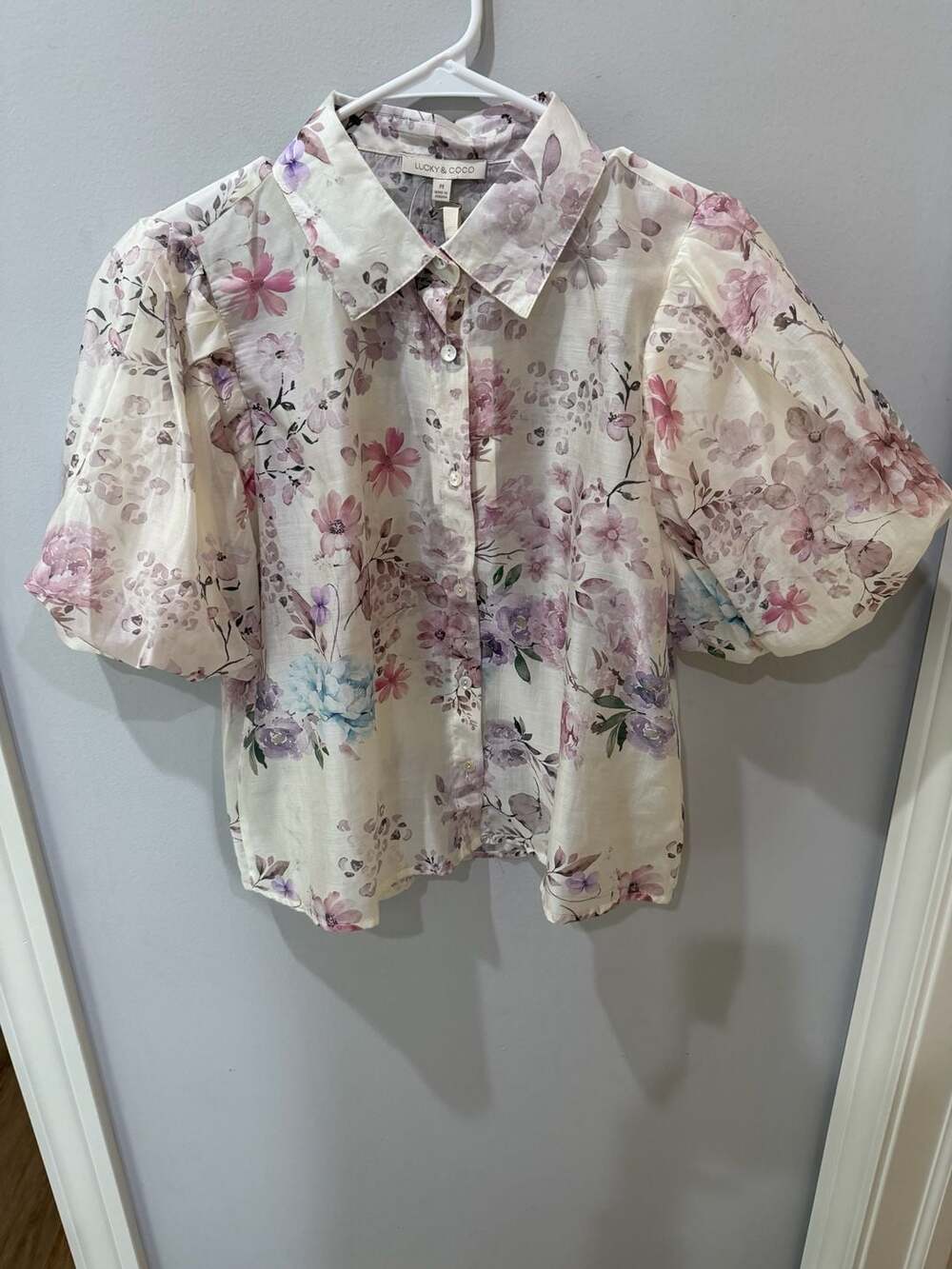Lucky & Coco Floral Puff Sleeve Button Down Shirt Size M